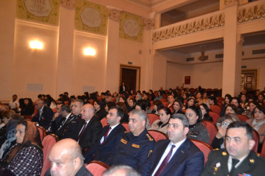 8 Noyabr Zəfər Günü münasibəti ilə Mingəçevir şəhər İcra Hakimiyyətinin tədbirlər planına uyğun olaraq Mingəçevir Dövlət Dram Teatrında kompozisiya nümayiş edilib.