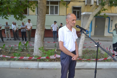 Mingəçevir şəhər İcra Hakimiyyətinin başçısı İlham İsmayılovun vətəndaşlarla növbəti səyyar görüşü iyul ayının 8-də energetiklər yaşayış massivində Cəmil Əliyev küçəsindəki 17 saylı binanın qarşısında keçirilib.