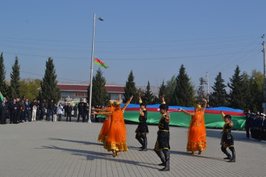 Mingəçevirdə "Dövlət Bayrağı Günü" qeyd edildi.