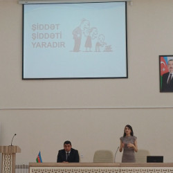 “İnsan Hüquqları Aylığı” çərçivəsində “Erkən nikah məişət zorakılığının başlıca amillərindəndir” mövzusunda tədbir keçirilib.