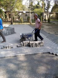 zərbaycan Respublikasının Milli Qəhrəmanı Şəhid Natiq Qasımovun adına yaradılacaq parkda abadlıq -quruculuq işlərinə başlanmışdır.