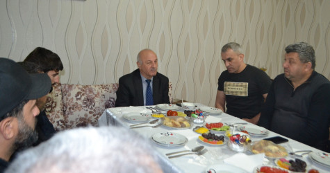 Aprel döyüşləri zamanı həlak olan şəhid Teymur Qasımovun ailəsi ziyarət olunub.