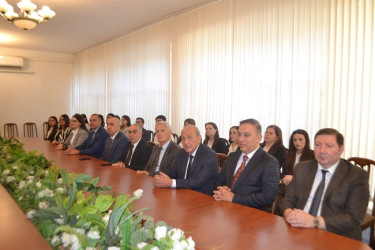 5 oktyabr Beynəlxalq Müəllim Günü münasibəti ilə Mingəçevir şəhər İcra Hakimiyyətinin başçısı İlham İsmayılov təhsil işçiləri ilə görüşüb.