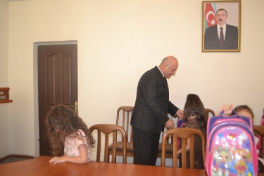Sentyabrın 4-də Mingəçevir şəhər İcra Hakimiyyətinin başçısı İlham İsmayılov yeni dərs ilində birinci sinfə qədəm qoyacaq şəhid və qazi övladları ilə görüşüb.