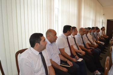 23 iyun Dövlət qulluqçularının peşə bayramıdır.