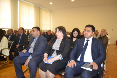 Mingəçevir şəhər İcra Hakimiyyətinin başçısı İlham İsmayılovun vətəndaşlarla növbəti səyyar görüşü may ayının 21-də  keçirildi.