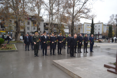 Mingəçevirdə ulu öndər Heydər Əliyevin xatirəsi ehtiramla yad edilib.