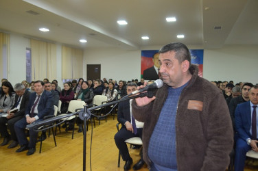 Mingəçevir şəhər İcra Hakimiyyətinin başçısı İlham İsmayılovun vətəndaşlarla növbəti səyyar görüşü fevral ayının 19-da  keçirilib.
