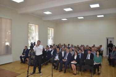 Mingəçevir şəhər İcra Hakimiyyətinin başçısı İlham İsmayılovun vətəndaşlarla növbəti səyyar görüşü may ayının 22-də keçirilib.