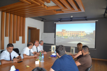 QƏRBİ AZƏRBAYCAN İRSİ: Kitabın təqdimat mərasimi Az.İES və Sənaye Parkınında keçirilib.