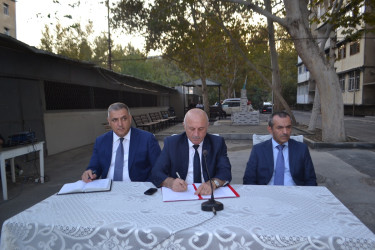 Mingəçevir şəhər  İcra Hakimiyyətinin başçısı İlham İsmayılovun sakinlərlə növbəti səyyar qəbul-görüşü keçirilmişdir.