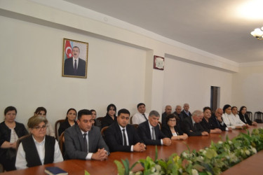 5 oktyabr Beynəlxalq Müəllim Günü münasibəti ilə Mingəçevir şəhər İcra Hakimiyyətinin başçısı İlham İsmayılov təhsil işçiləri ilə görüşüb.