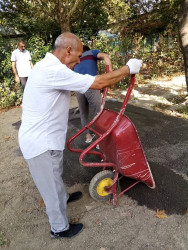 zərbaycan Respublikasının Milli Qəhrəmanı Şəhid Natiq Qasımovun adına yaradılacaq parkda abadlıq -quruculuq işlərinə başlanmışdır.