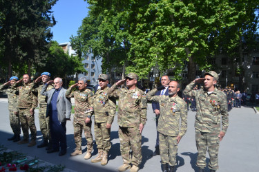 Mingəçevirlilər Ümummilli Lider Heydər Əliyevin anadan olmasının 103-cü ildönümü münasibəti ilə Ulu Öndəri ehtiramla yad etdilər