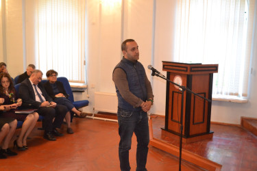 Mingəçevir şəhər İcra Hakimiyyətinin başçısı İlham İsmayılovun vətəndaşlarla növbəti səyyar görüşü aprel ayının 23-də keçirilib.