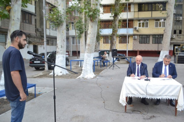 Mingəçevir şəhər İcra Hakimiyyətinin başçısı İlham İsmayılovun vətəndaşlarla növbəti səyyar görüşü iyul ayının 3-də İsmət Qayıbov küçəsindəki 4 saylı binanın qarşısında  keçirilib.