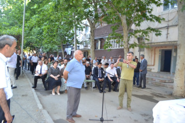 Mingəçevir şəhər İcra Hakimiyyətinin başçısı İlham İsmayılovun vətəndaşlarla növbəti səyyar görüşü Energetiklər yaşayış massivinun sakinləri ilə 17 iyun tarixində olub.