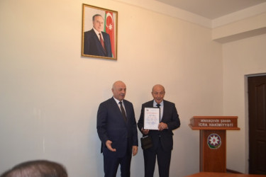 5 oktyabr Beynəlxalq Müəllim Günü münasibəti ilə Mingəçevir şəhər İcra Hakimiyyətinin başçısı İlham İsmayılov təhsil işçiləri ilə görüşüb.