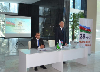 AZƏRBAYCANIN DÖVLƏT MÜSTƏQİLLİYİ ƏBƏDİDİR  28 may - Müstəqillik günü münasibətilə Mingəçevir şəhər İcra Hakimiyyəti və YAP şəhər təşkilatı birgə  konfrans keçirib