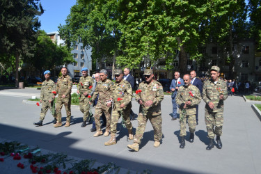 Mingəçevirlilər Ümummilli Lider Heydər Əliyevin anadan olmasının 103-cü ildönümü münasibəti ilə Ulu Öndəri ehtiramla yad etdilər