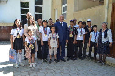 1 iyun Uşaqların Beynəlxalq Müdafiəsi Günü münasibəti ilə Mingəçevir şəhər İcra Hakimiyyətinin təşkilatçılığı ilə bayram tədbiri keçirilib.