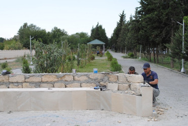 Mingəçevir şəhərində  də abadlıq quruculuq işləri sürətlə davam etdirilir.