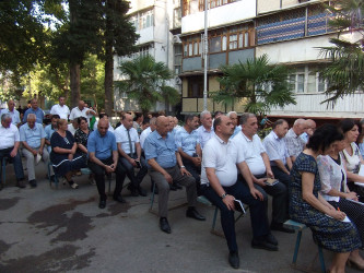 Mingəçevir şəhər İcra Hakimiyyətinin başçısı İlham İsmayılovun səyyar görüşləri davam edir