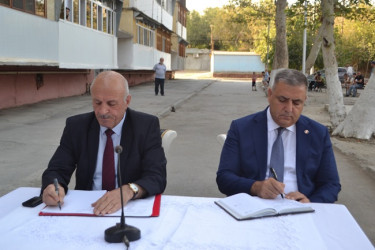 Mingəçevir şəhər İcra Hakimiyyəyinin başçısı İlham İsmayılovun vətəndaşlarla  növbəti səyyar görüşü sentyabrın 4-də sağ sahil yaşayış massivində, Təbriz küçəsindəki  11 saylı binanın qarşısında olub.