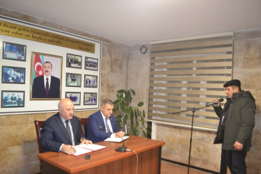 Mingəçevir şəhər İcra Hakimiyyətinin başçısı İlham İsmayılovun vətəndaşlarla növbəti səyyar görüşü dekabrın 18-də Mingəçevir Tibb Kollecində keçirilib.