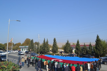 Mingəçevirdə "Dövlət Bayrağı Günü" qeyd edildi.