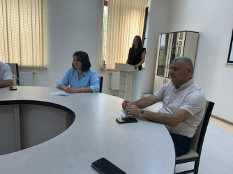 "Konstitusiya və Suverenlik ili" elan olunması ilə əlaqədar  "Gənclər evi" Sosial Xidmət Müəssisəsində dəyirmi masa təşkil olunmuşdur.